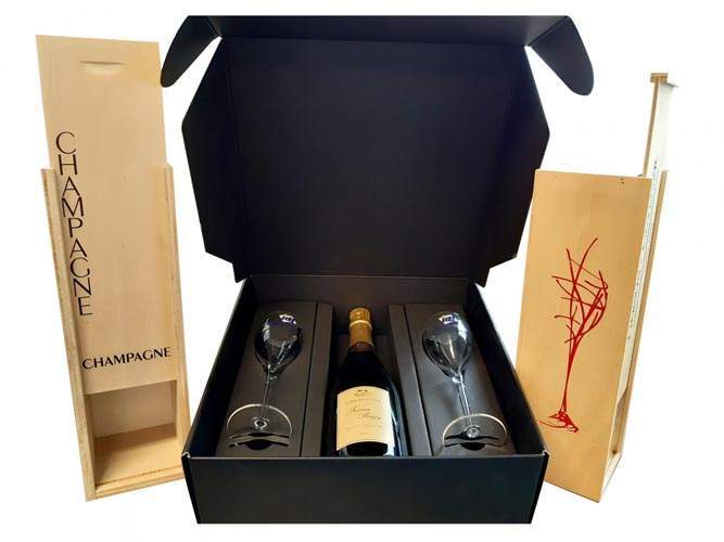 Coffret cadeau champagne et verres personnalisé Les Mesnes
