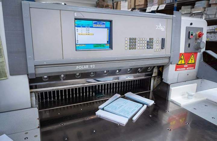 Machine découpe polar 92 Les Mesneux